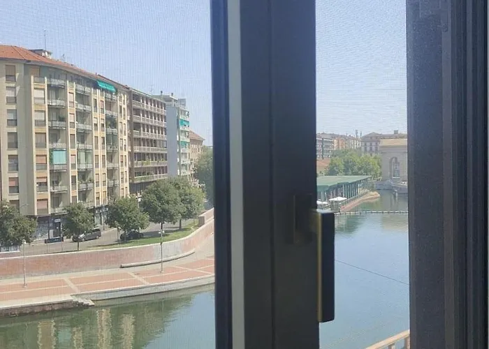 Itd Darsena View Apartment *